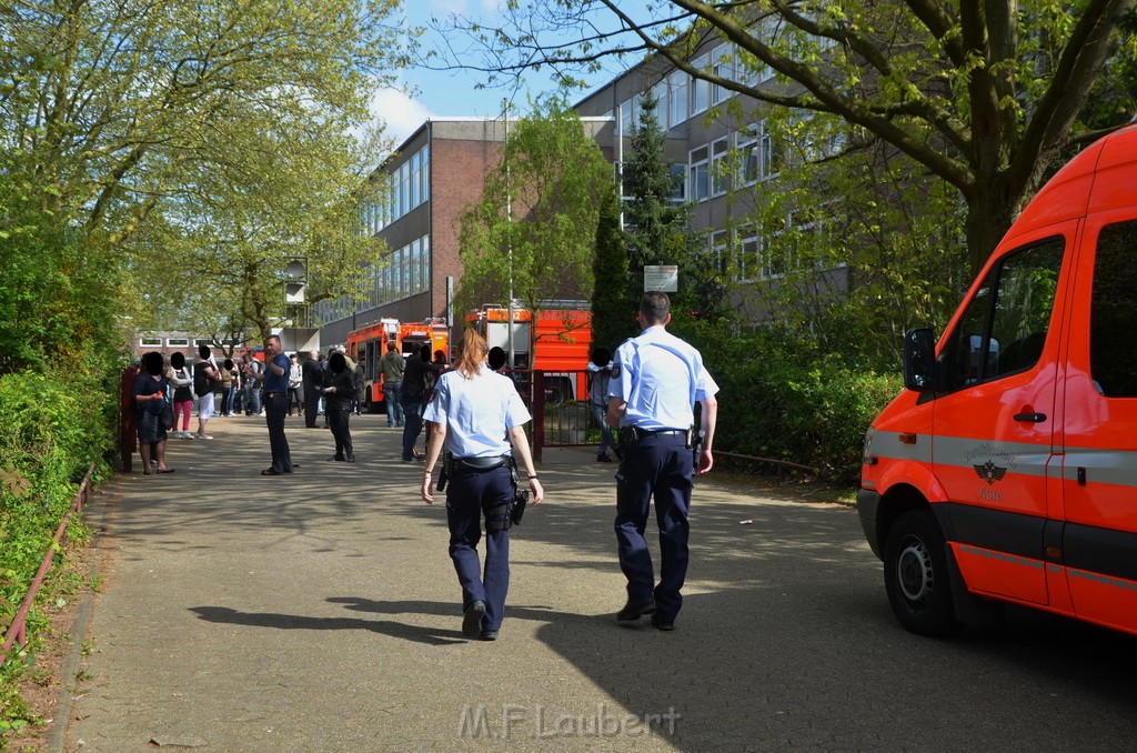 Geruch in Schule Koeln Brueck Helene Weber Platz P17.JPG - Miklos Laubert